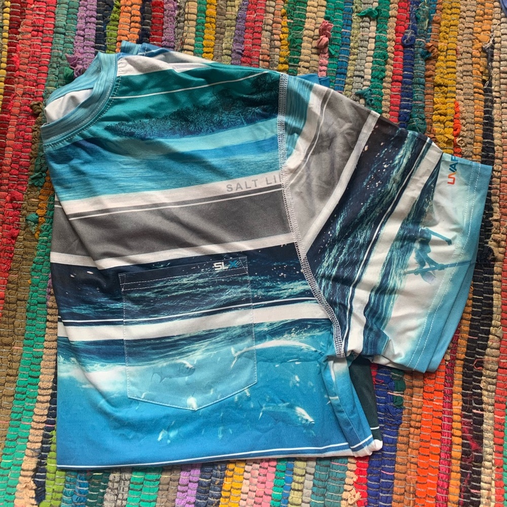 never worn salt life t-shirt